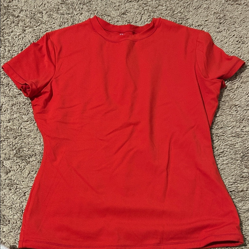 Pumiey Vibrant Red Short Sleeve Women's Tee